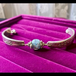 Silver plate Bracelet glass bead